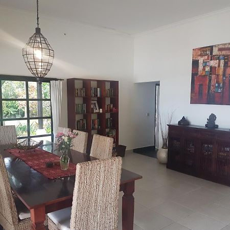 Villa Mangga At Bali BeachBanjar  エクステリア 写真